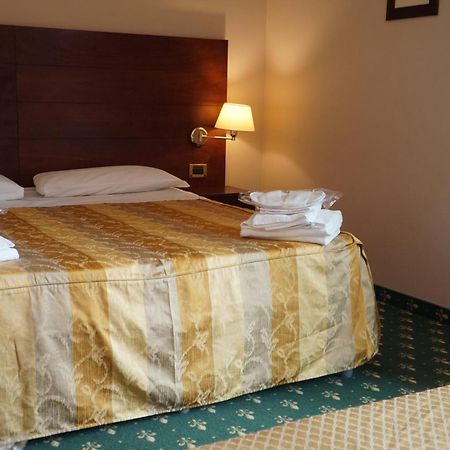 Hotel President Монтекатини-Терме Экстерьер фото