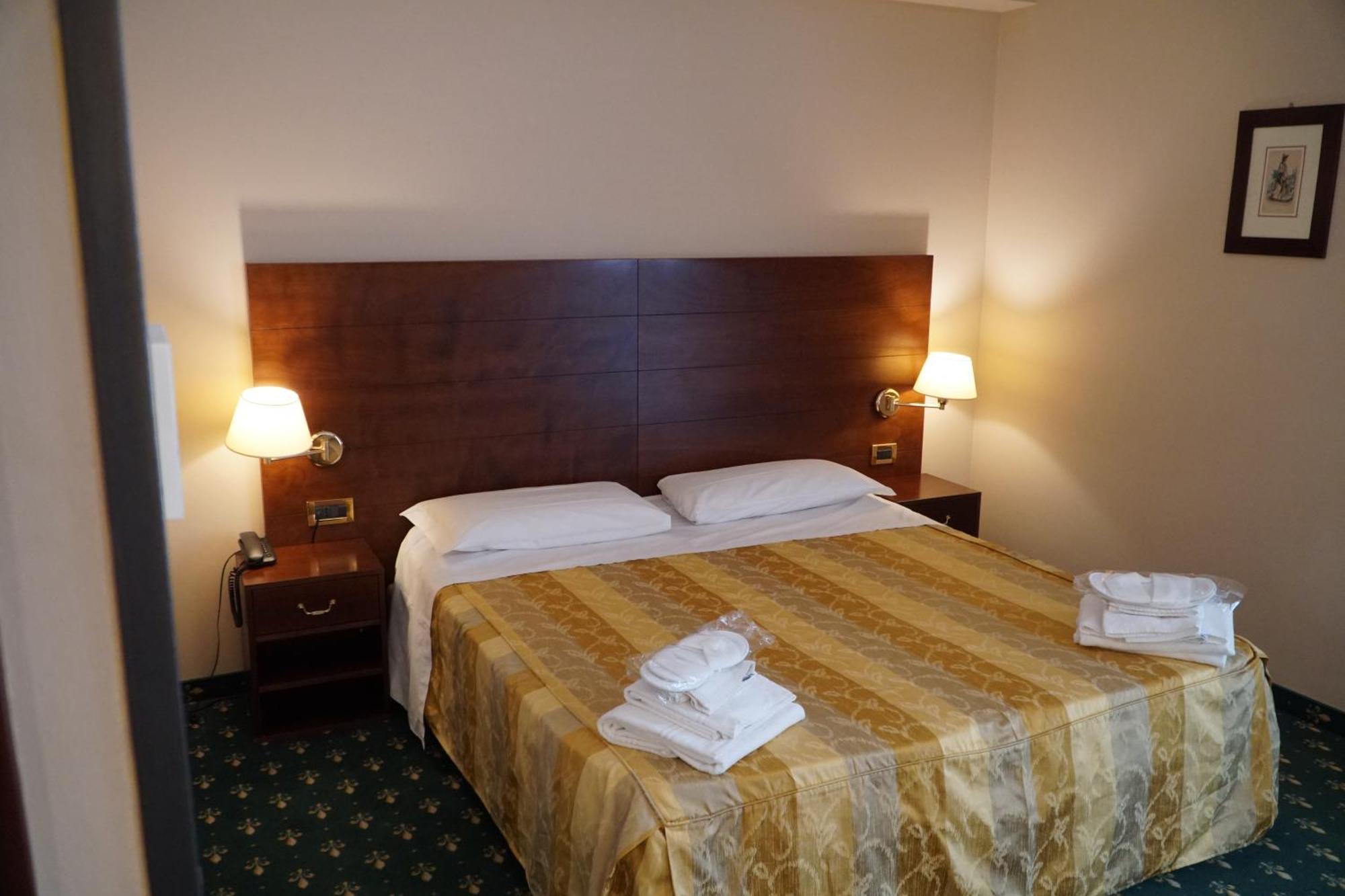 Hotel President Монтекатини-Терме Экстерьер фото