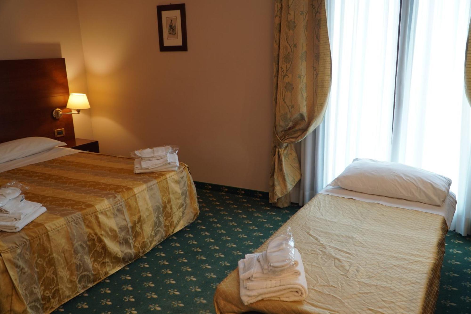 Hotel President Монтекатини-Терме Экстерьер фото